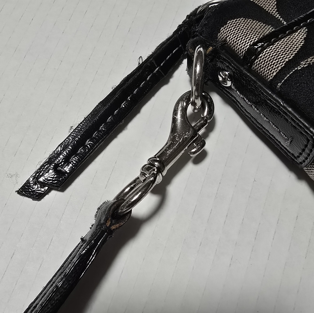 Coach Signature Crossbody Bag With Purse - Picture 5 of 16